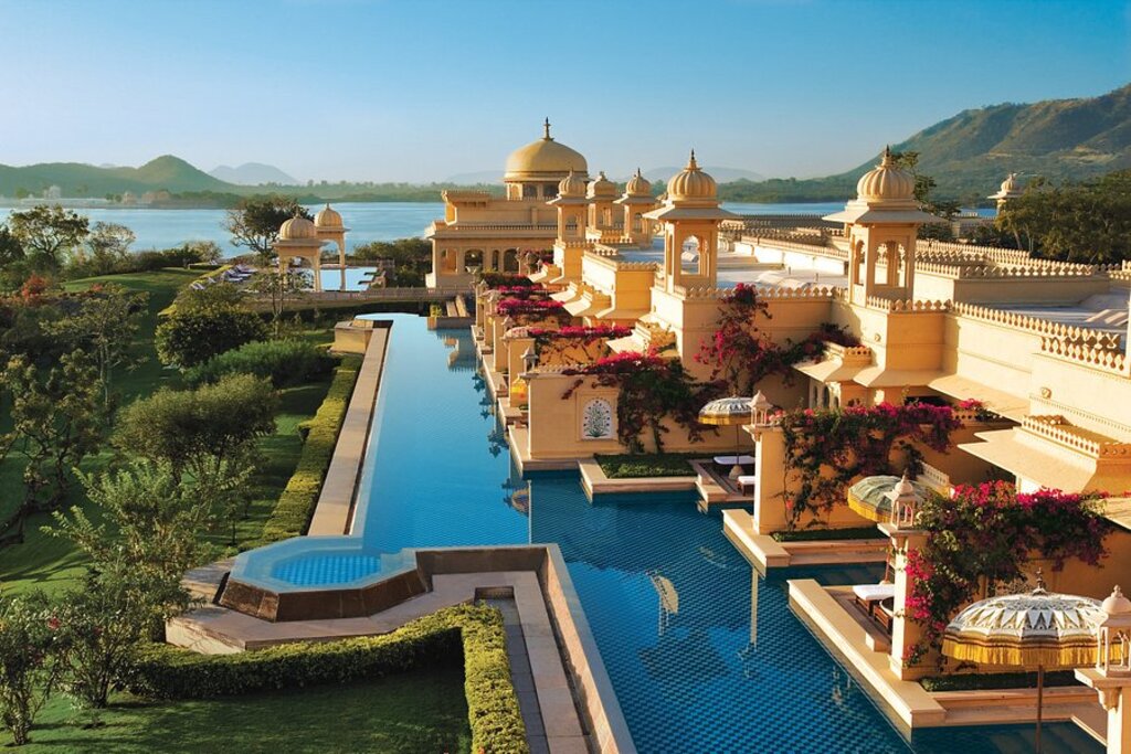 honeymoon escapes in India with spa