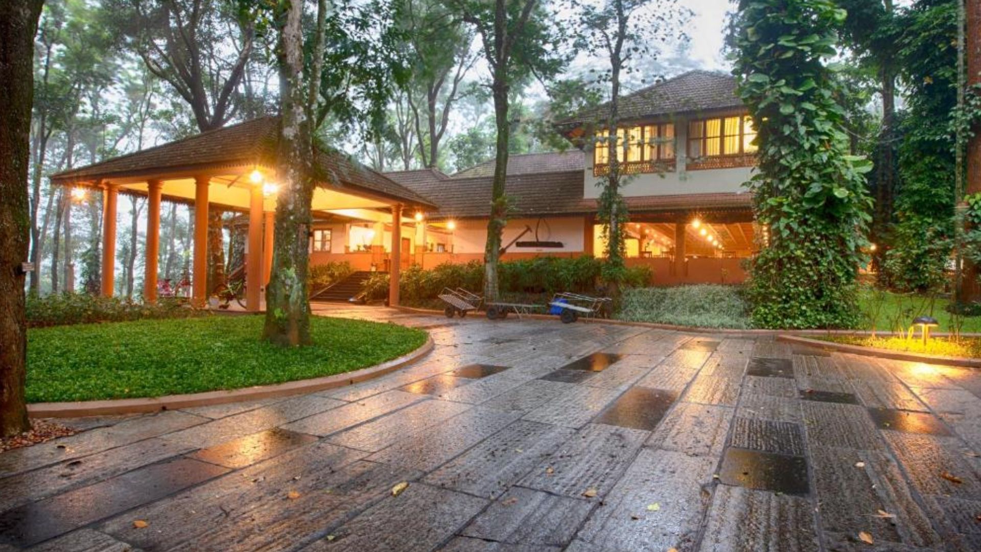 eco-resorts-in-thekkady