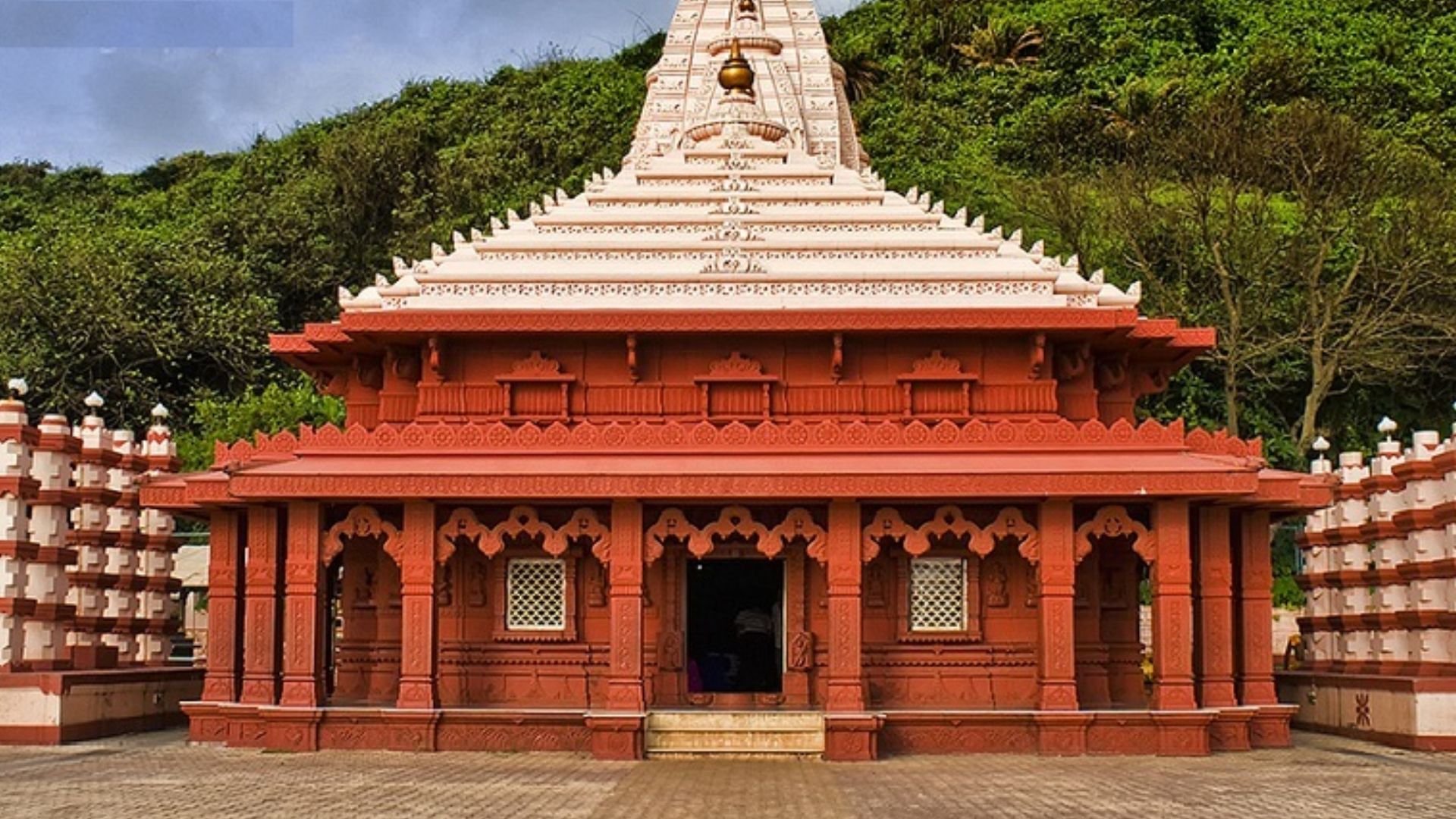 ganpatipule-temple